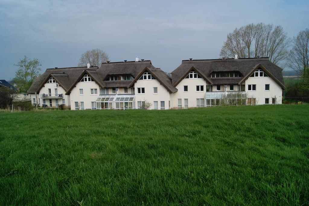 Fewo 18 Im Strandhaus Lobbe Mit Balkon エクステリア 写真
